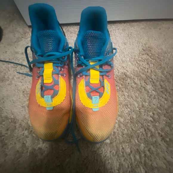 Size 9 Dame 7 GCA ‘Avatar’ used good condo og all need gone asap offer - Picture 1 of 4